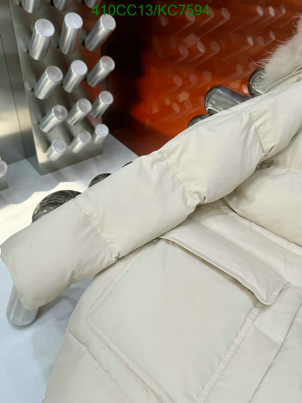 Moncler-Down jacket Women Code: KC7594 $: 410USD