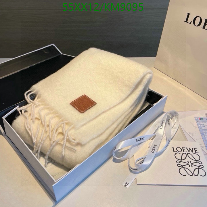 Loewe-Scarf Code: KM9095 $: 55USD