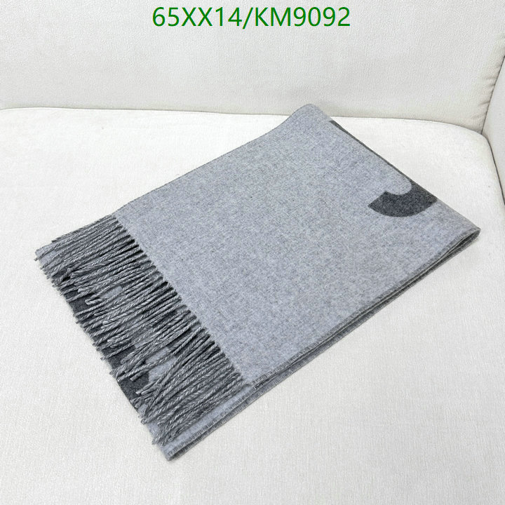 Jacquemus-Scarf Code: KM9092 $: 65USD