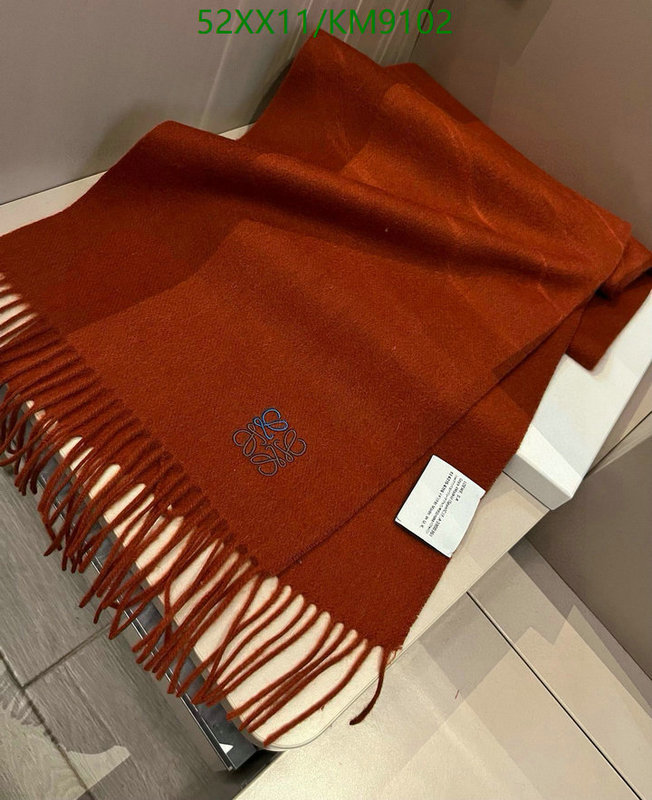 Loewe-Scarf Code: KM9102 $: 52USD