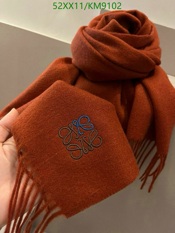 Loewe-Scarf Code: KM9102 $: 52USD