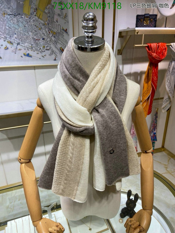 Loro Piana-Scarf Code: KM9118 $: 75USD