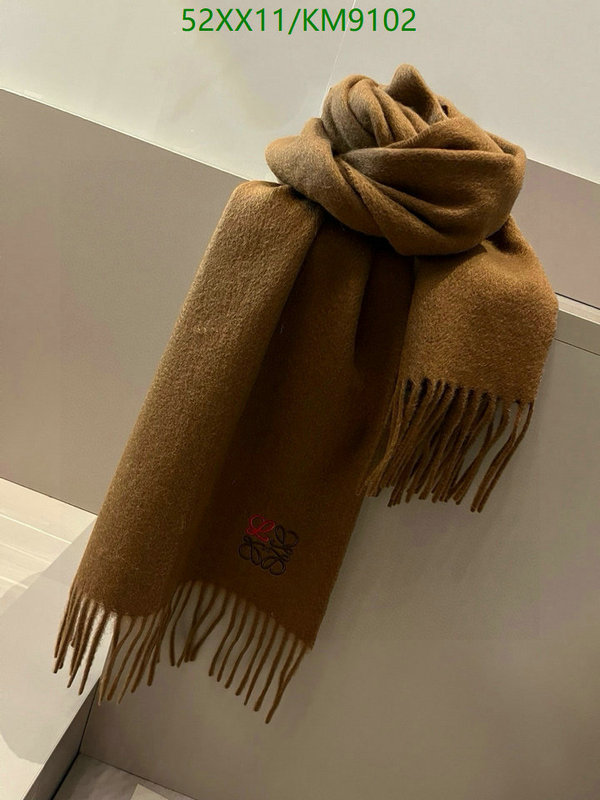 Loewe-Scarf Code: KM9102 $: 52USD