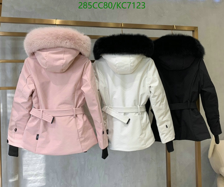 Moncler-Down jacket Women Code: KC7123 $: 285USD