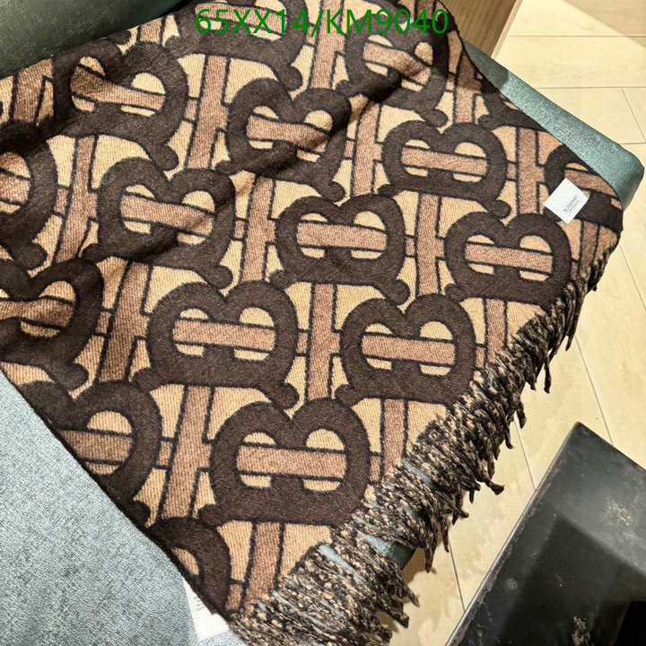 Burberry-Scarf Code: KM9040 $: 65USD