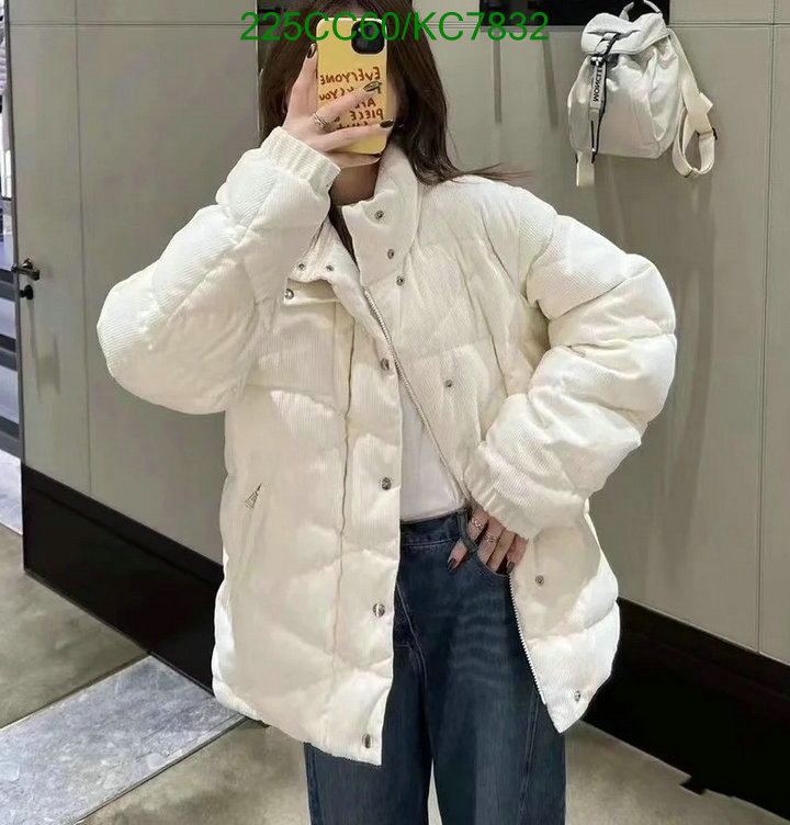 Moncler-Down jacket Women Code: KC7832 $: 225USD