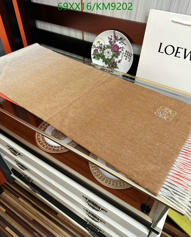 Loewe-Scarf Code: KM9202 $: 69USD