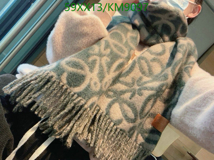 Loewe-Scarf Code: KM9097 $: 59USD