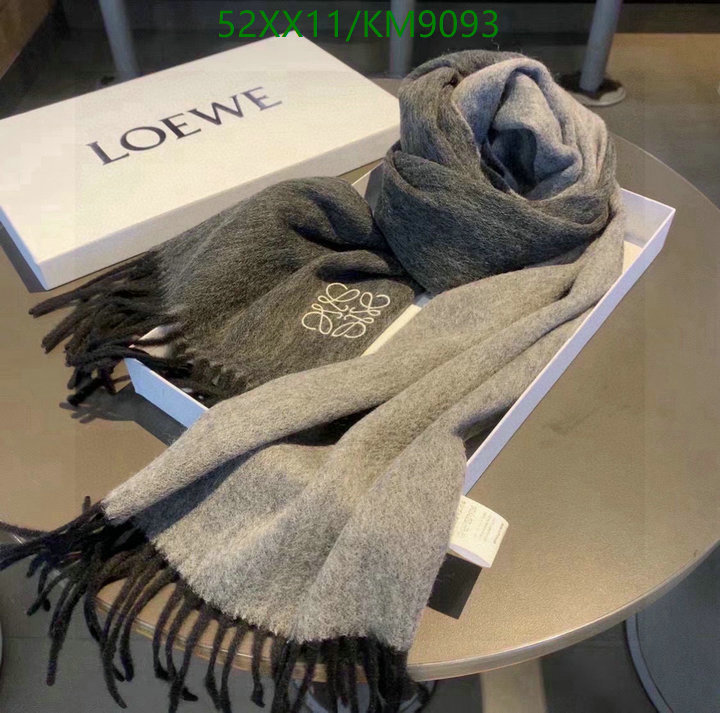 Loewe-Scarf Code: KM9093 $: 52USD