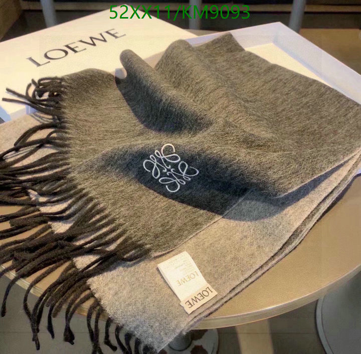 Loewe-Scarf Code: KM9093 $: 52USD