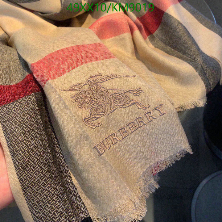 Burberry-Scarf Code: KM9019 $: 49USD