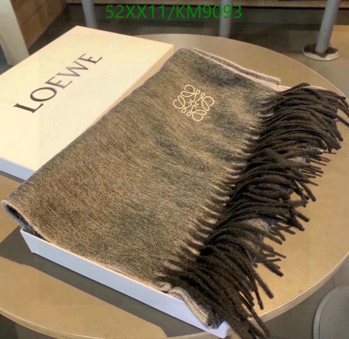 Loewe-Scarf Code: KM9093 $: 52USD