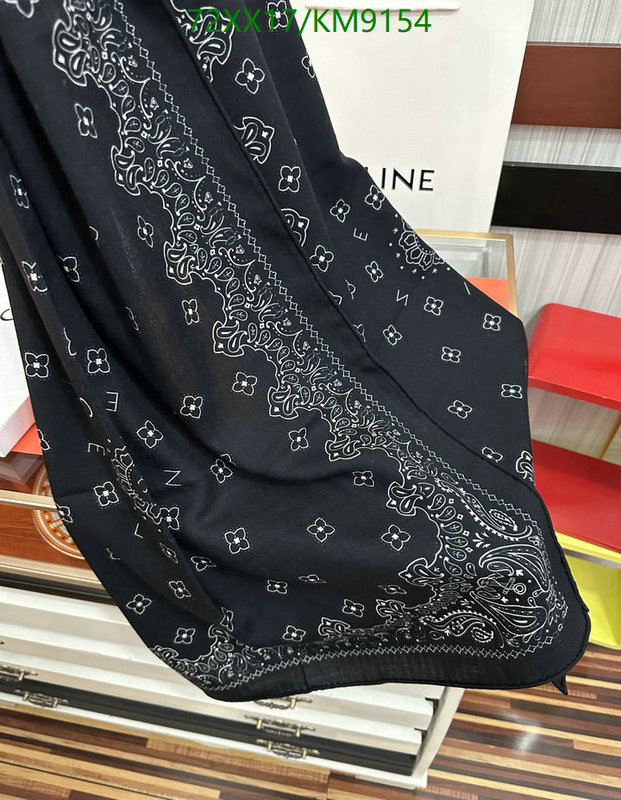 Celine-Scarf Code: KM9154 $: 72USD