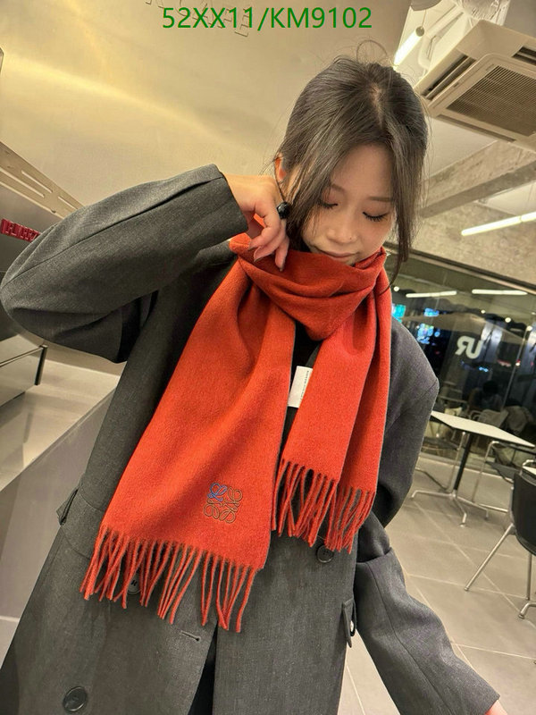 Loewe-Scarf Code: KM9102 $: 52USD