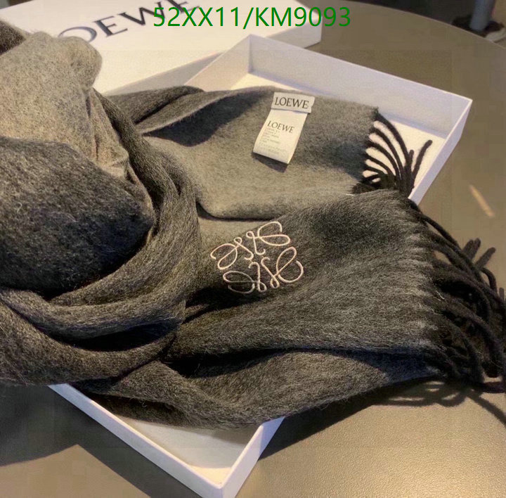 Loewe-Scarf Code: KM9093 $: 52USD