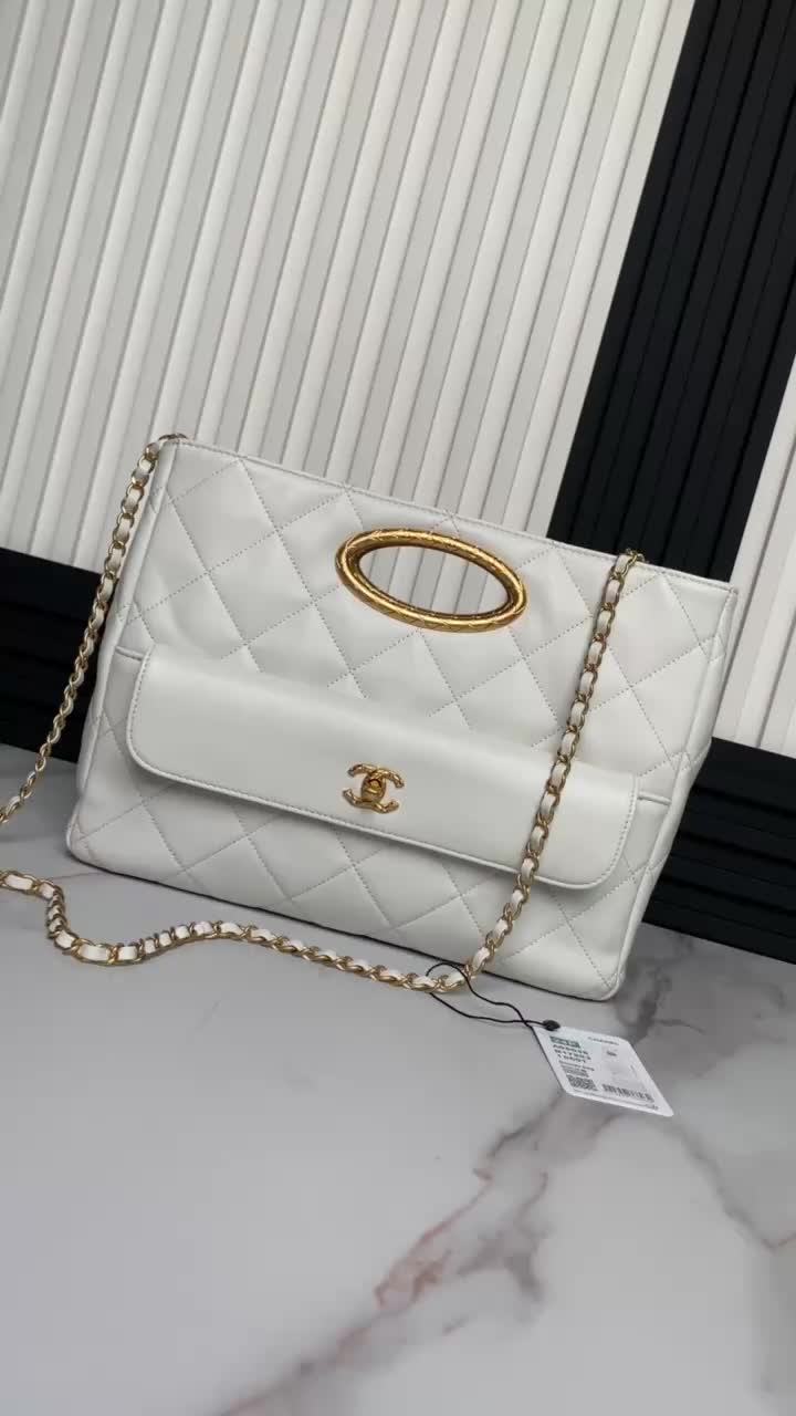 Chanel-Bag-Mirror Quality Code: KB7982 $: 309USD