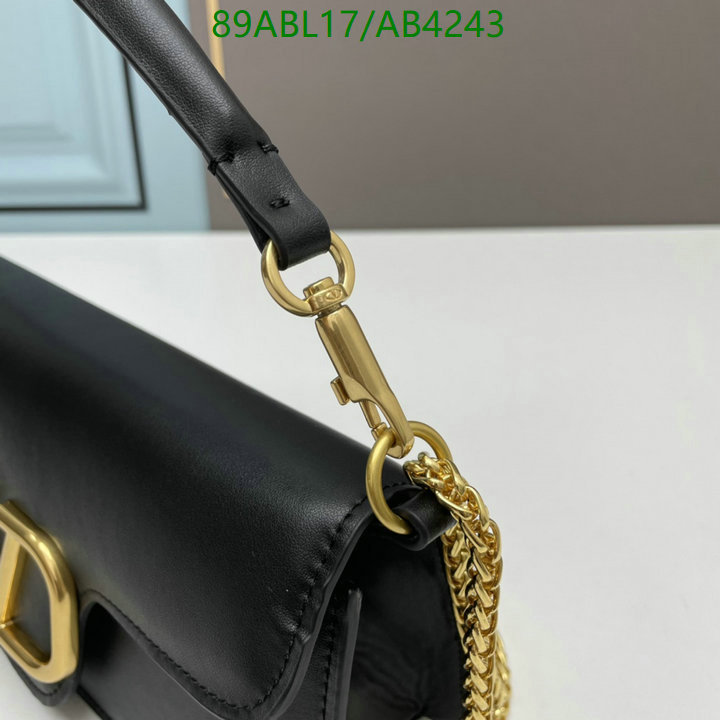 Valentino-Bag-4A Quality Code: AB4243 $: 89USD