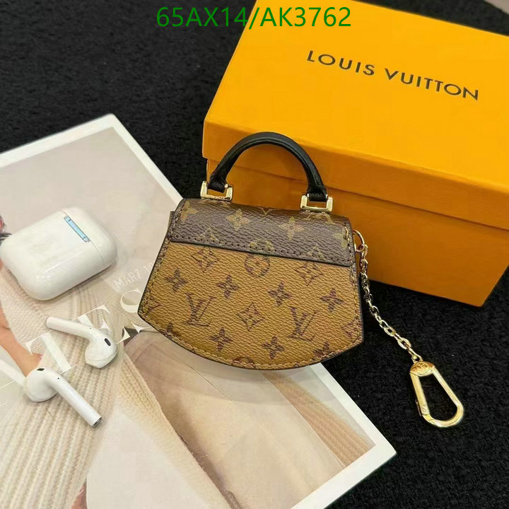 LV-Key pendant Code: AK3762 $: 65USD