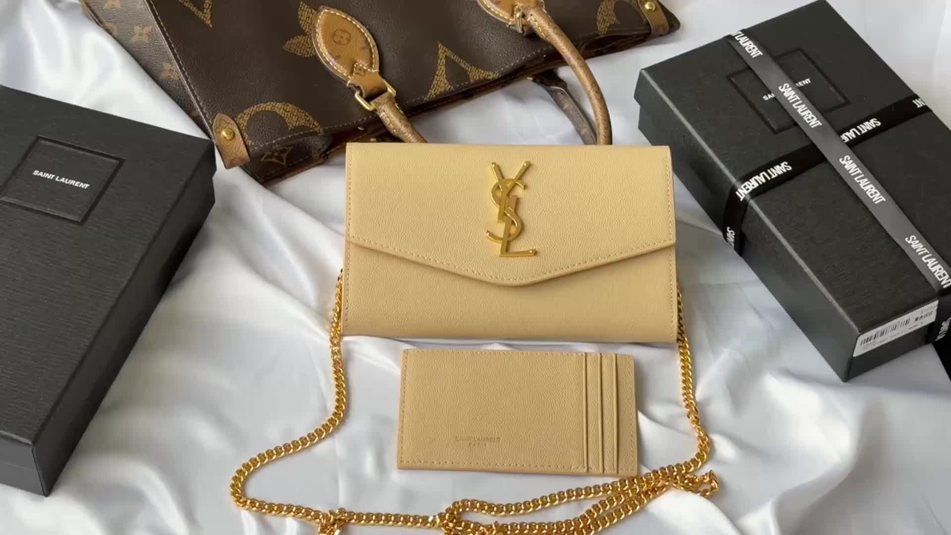 YSL-Bag-Mirror Quality Code: AB4699 $: 155USD