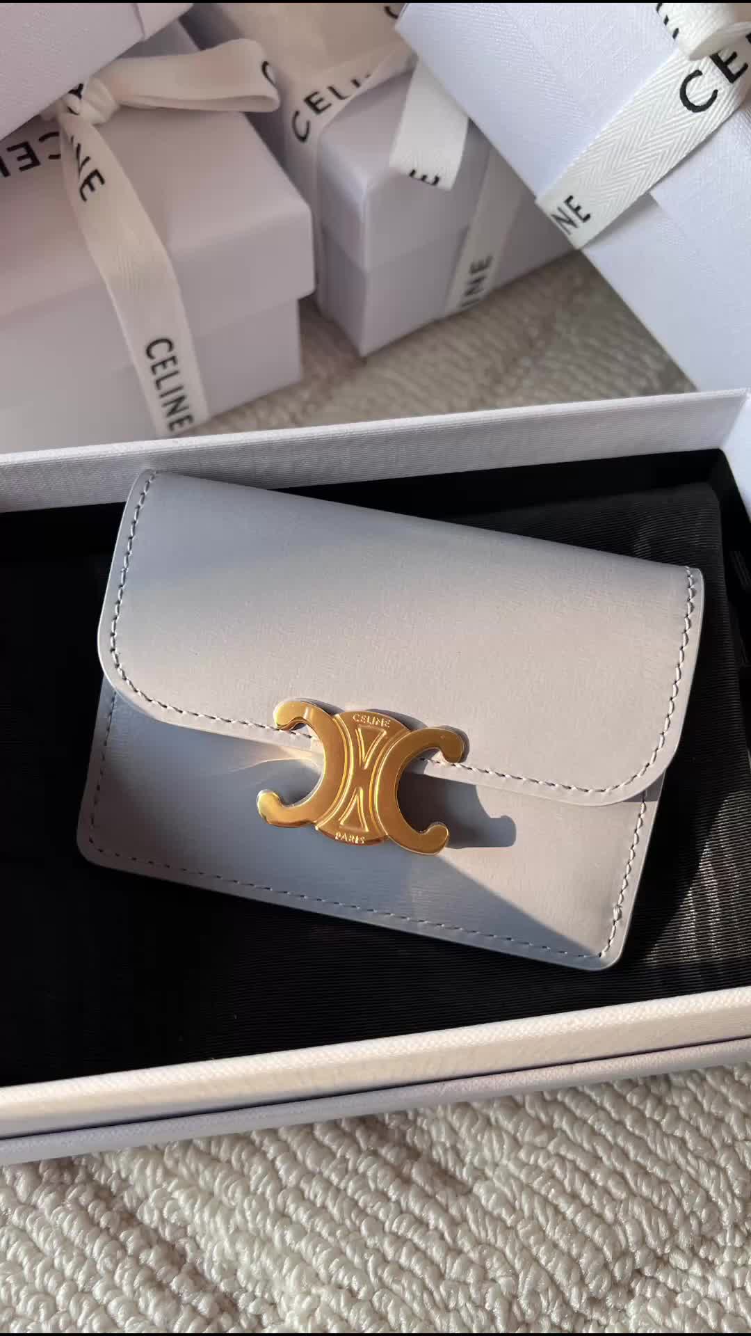 Celine-Wallet-Mirror Quality Code: AT4711 $: 95USD