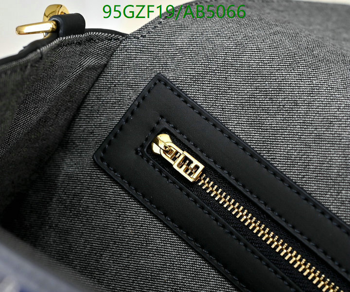 Fendi-Bag-4A Quality Code: AB5066 $: 95USD