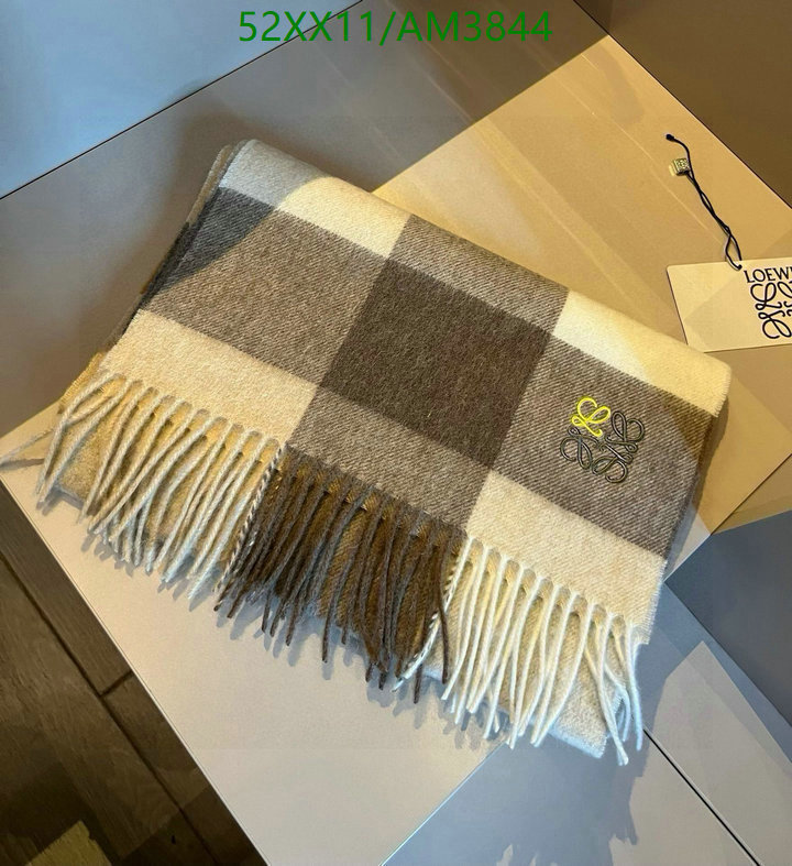 Loewe-Scarf Code: AM3844 $: 52USD