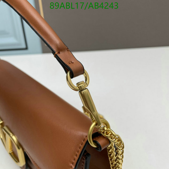 Valentino-Bag-4A Quality Code: AB4243 $: 89USD