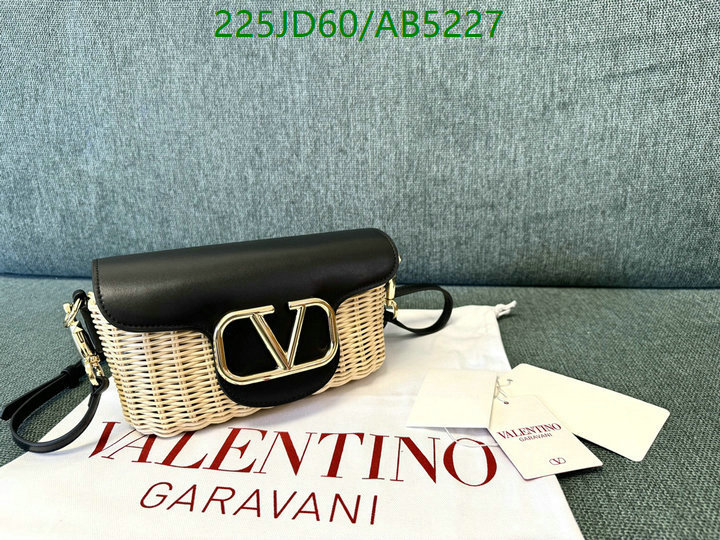 Valentino-Bag-Mirror Quality Code: AB5227 $: 225USD