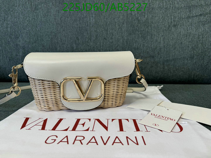 Valentino-Bag-Mirror Quality Code: AB5227 $: 225USD