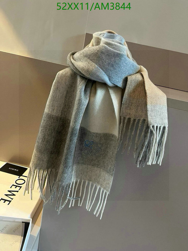 Loewe-Scarf Code: AM3844 $: 52USD