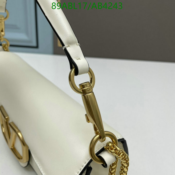 Valentino-Bag-4A Quality Code: AB4243 $: 89USD