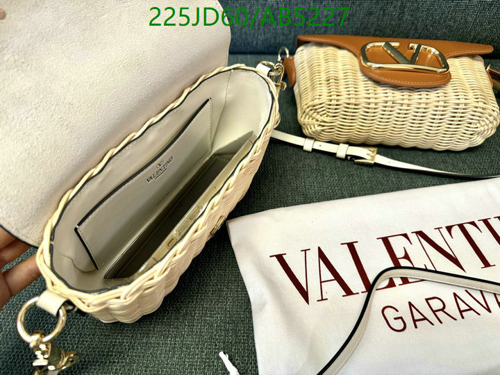 Valentino-Bag-Mirror Quality Code: AB5227 $: 225USD