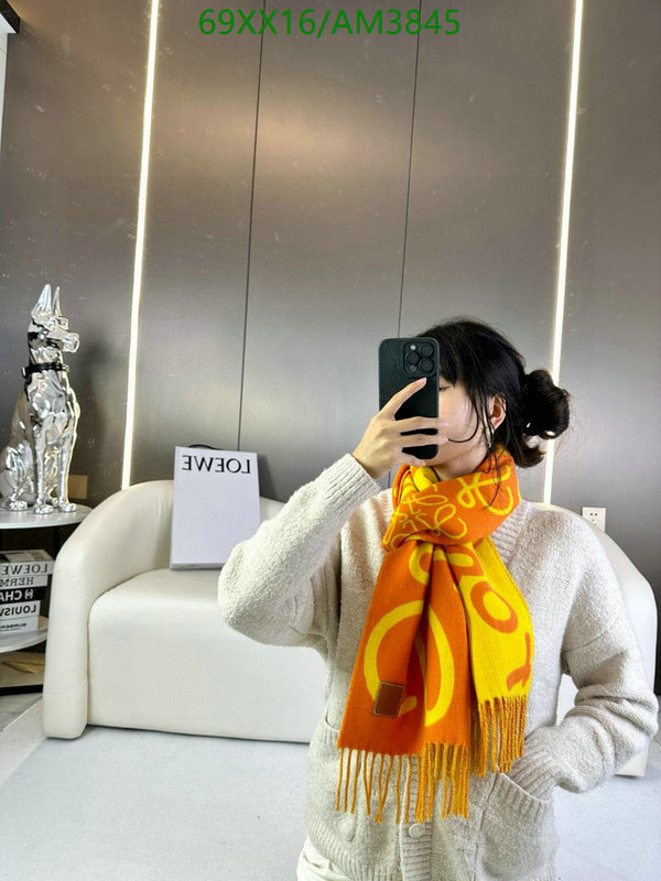 Loewe-Scarf Code: AM3845 $: 69USD