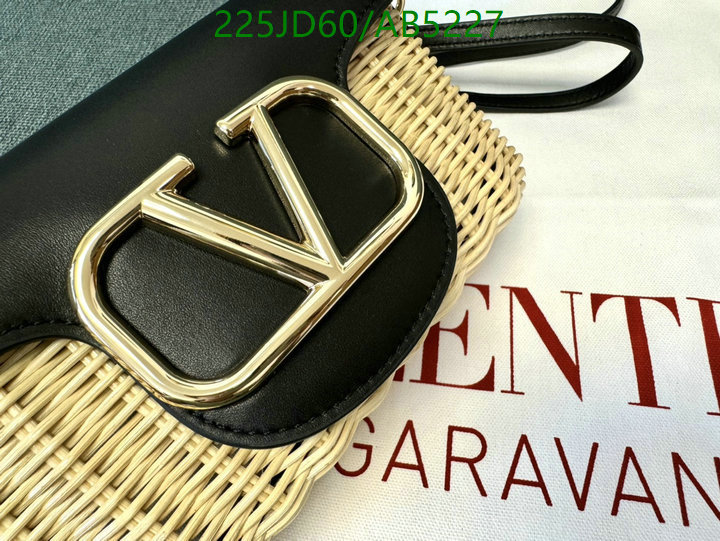 Valentino-Bag-Mirror Quality Code: AB5227 $: 225USD