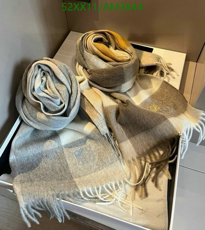 Loewe-Scarf Code: AM3844 $: 52USD