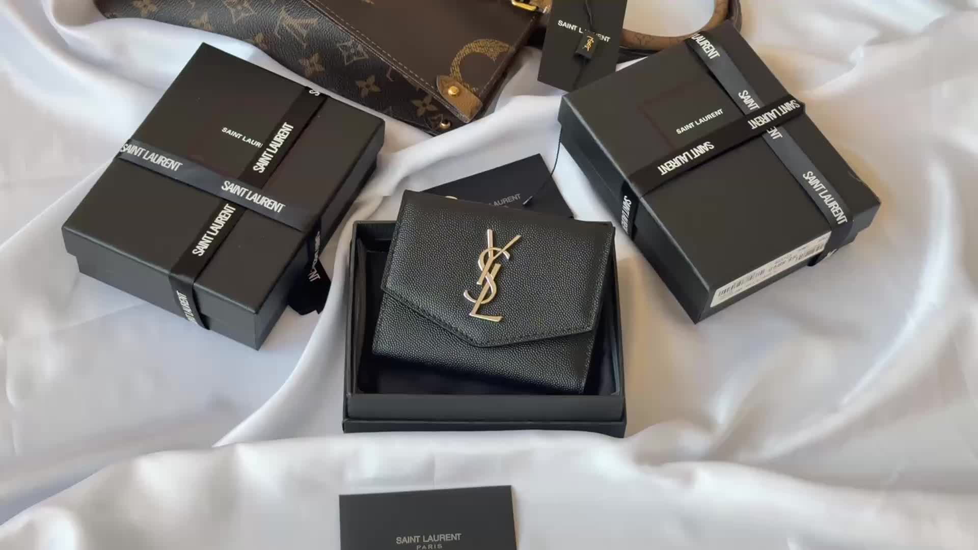 YSL-Wallet-Mirror Quality Code: AT4702 $: 99USD