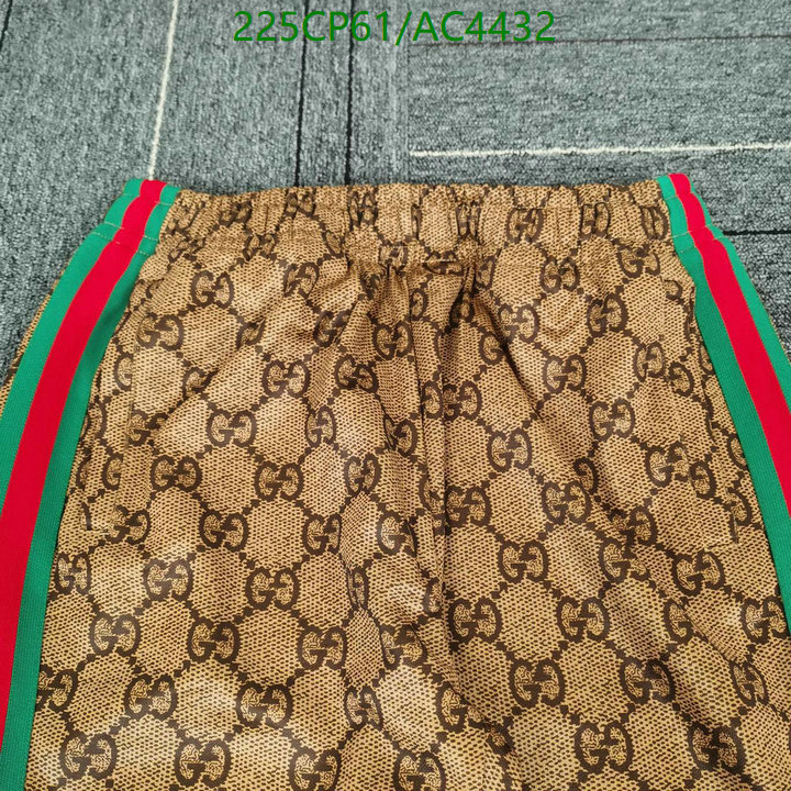 Gucci-Clothing Code: AC4432