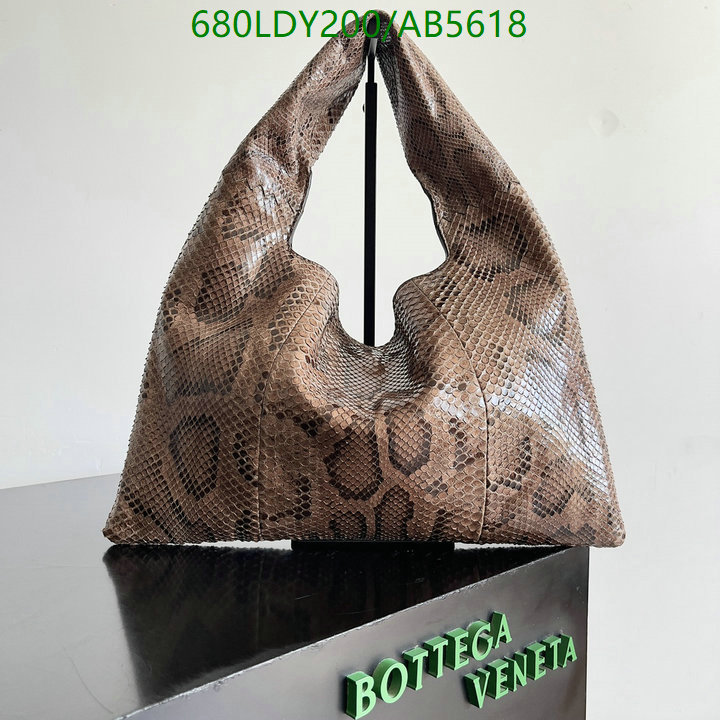 BV-Bag-Mirror Quality Code: AB5618 $: 680USD