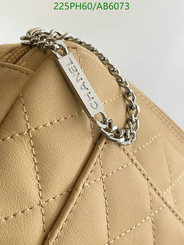 Chanel-Bag-Mirror Quality Code: AB6073 $: 225USD