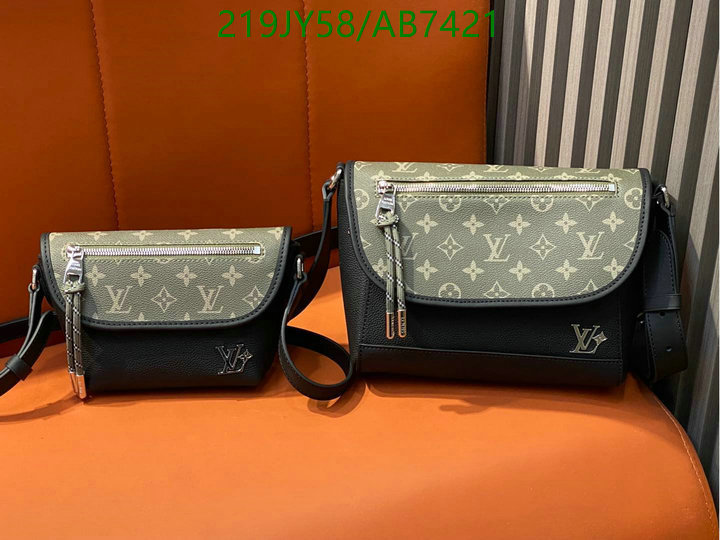 LV-Bag-Mirror Quality Code: AB7421