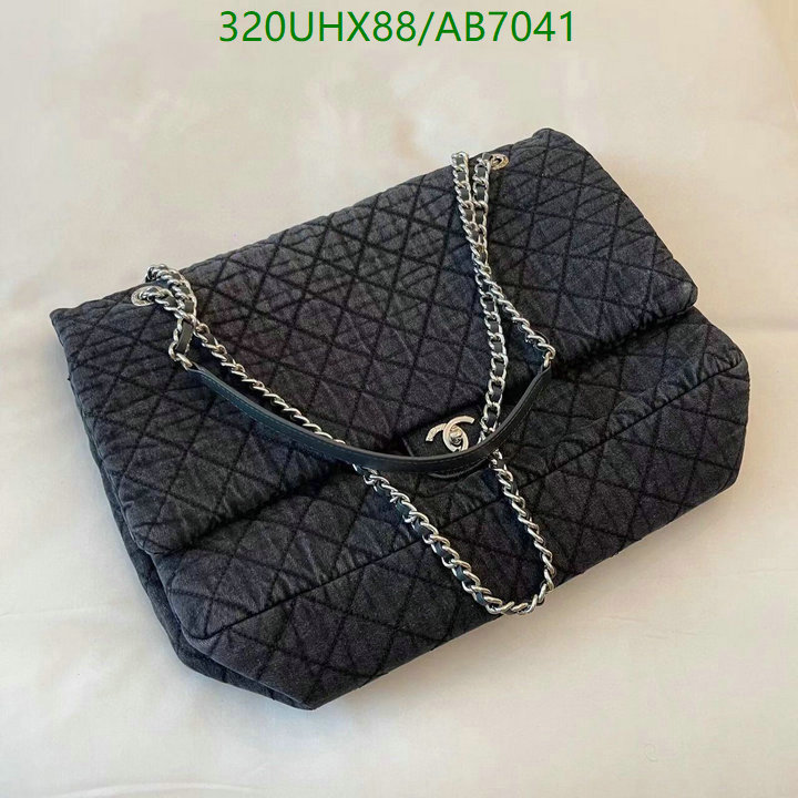 Chanel-Bag-Mirror Quality Code: AB7041 $: 320USD