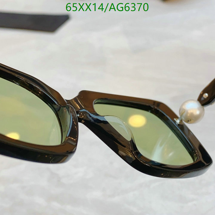 Givenchy-Glasses Code: AG6370 $: 65USD