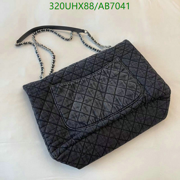 Chanel-Bag-Mirror Quality Code: AB7041 $: 320USD