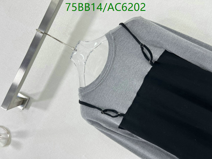 MIUMIU-Clothing Code: AC6202 $: 75USD