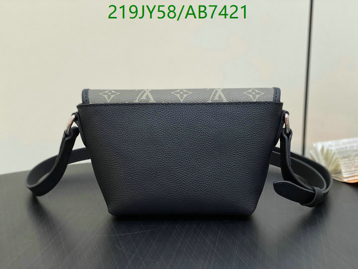 LV-Bag-Mirror Quality Code: AB7421