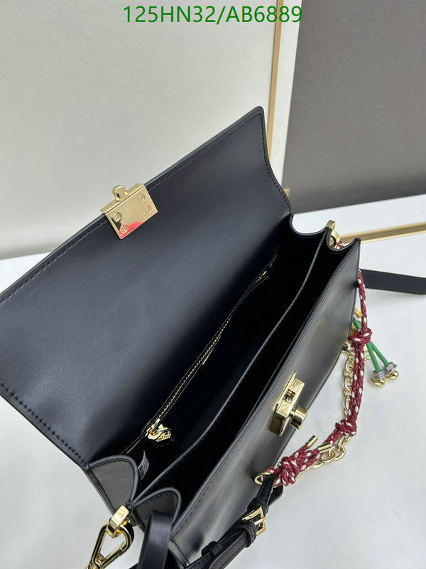 Prada-Bag-4A Quality Code: AB6889 $: 125USD