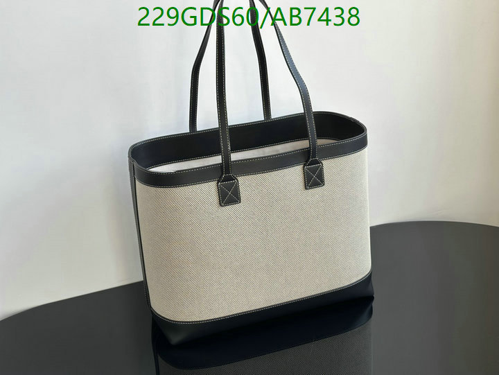 Burberry-Bag-Mirror Quality Code: AB7438 $: 229USD