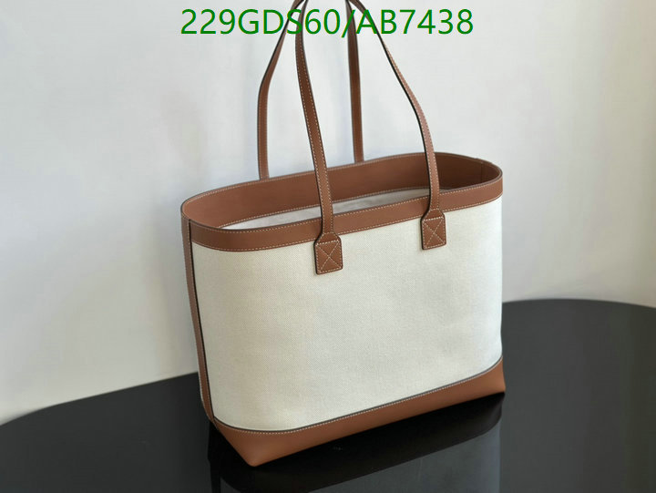 Burberry-Bag-Mirror Quality Code: AB7438 $: 229USD