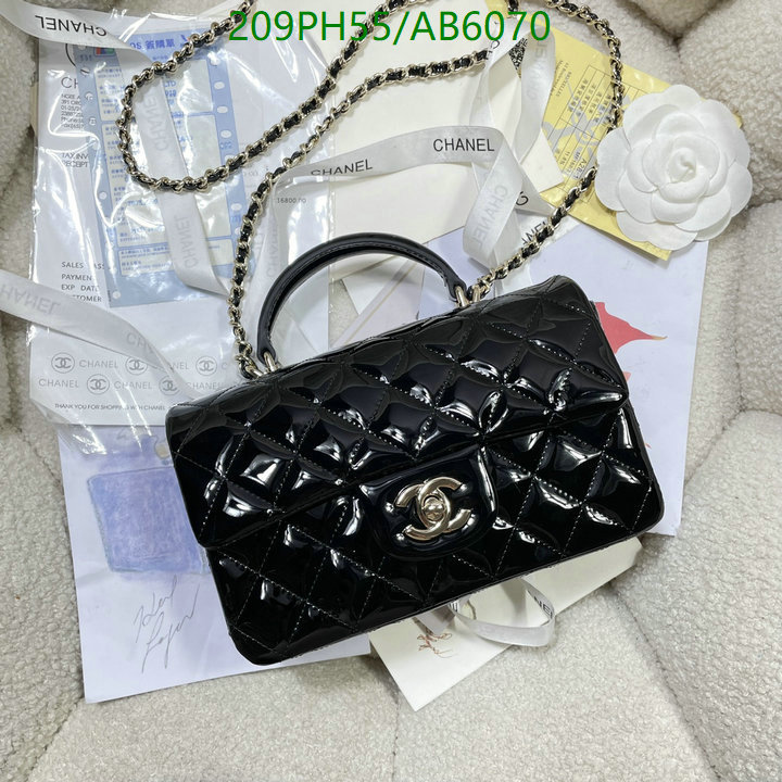 Chanel-Bag-Mirror Quality Code: AB6070 $: 209USD