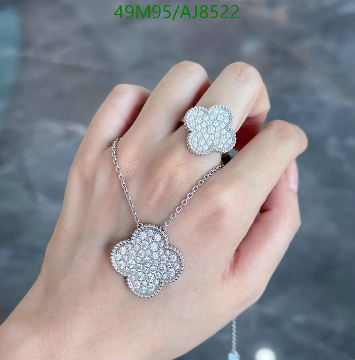 Van Cleef & Arpels-Jewelry Code: AJ8522 $: 49USD